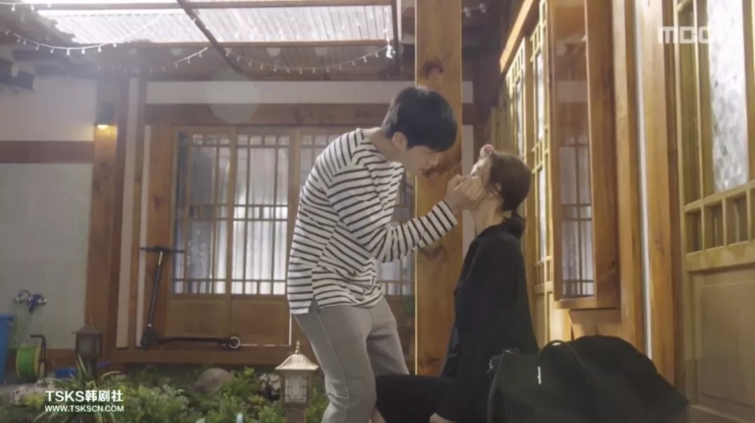 《疯了,因为你》:男女主角从朋友发展为恋人