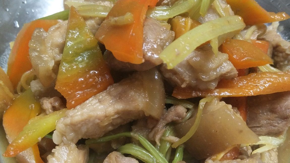 做五花肉也是有诀窍,掌握这些技巧,好吃不腻,光看视频都想吃