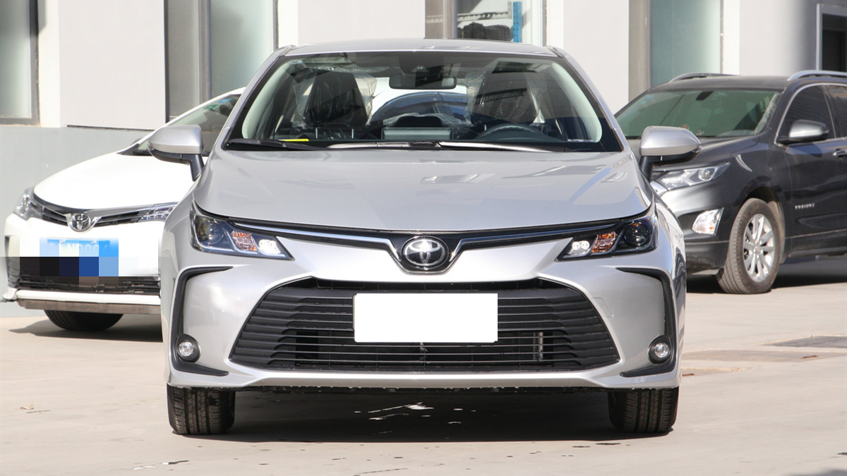 先开斯柯达明锐,再开丰田卡罗拉,车主憋了一肚子话想说!