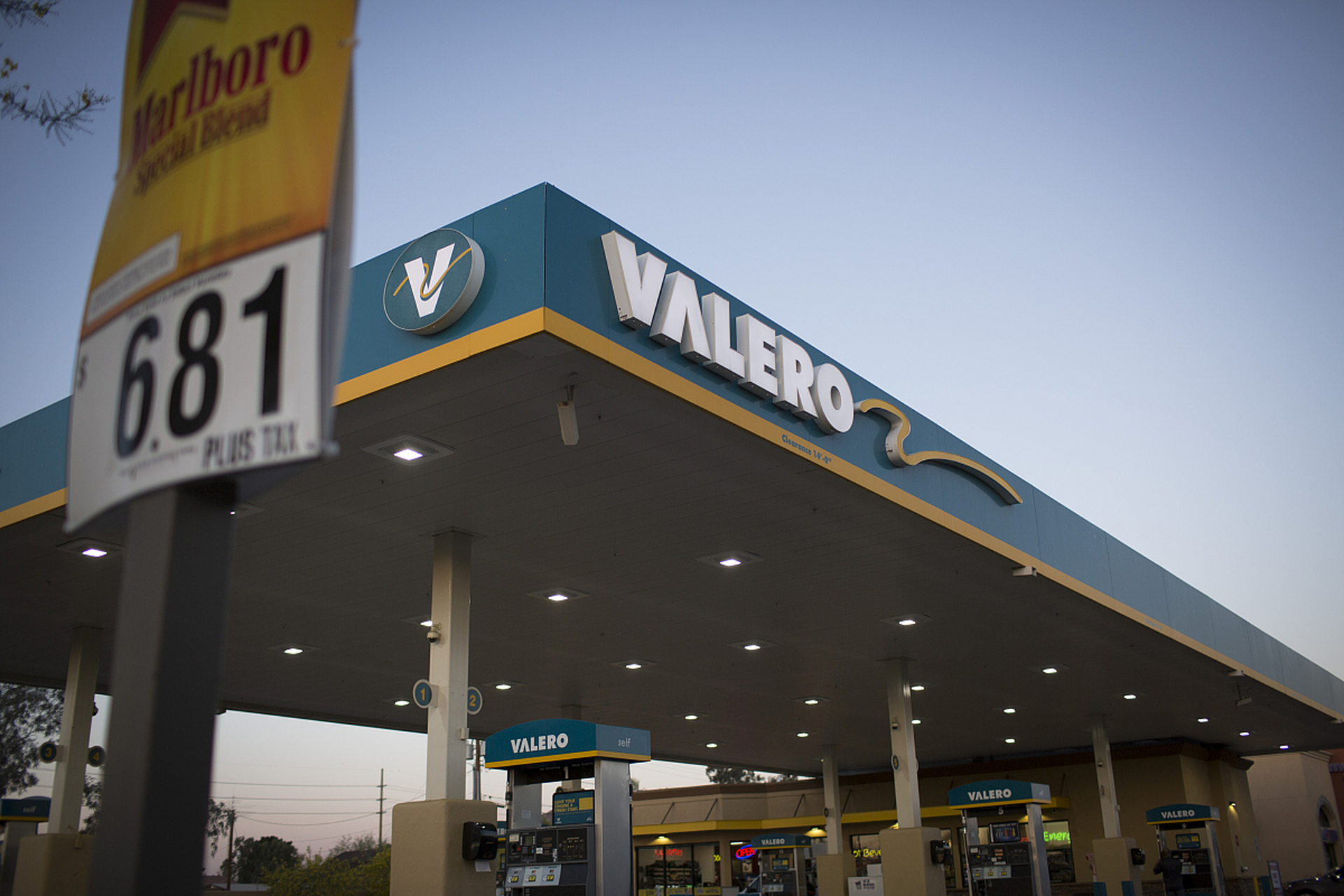 美国的海湾石油公司(gulf oil)在中国的表现引起了人们的关注.