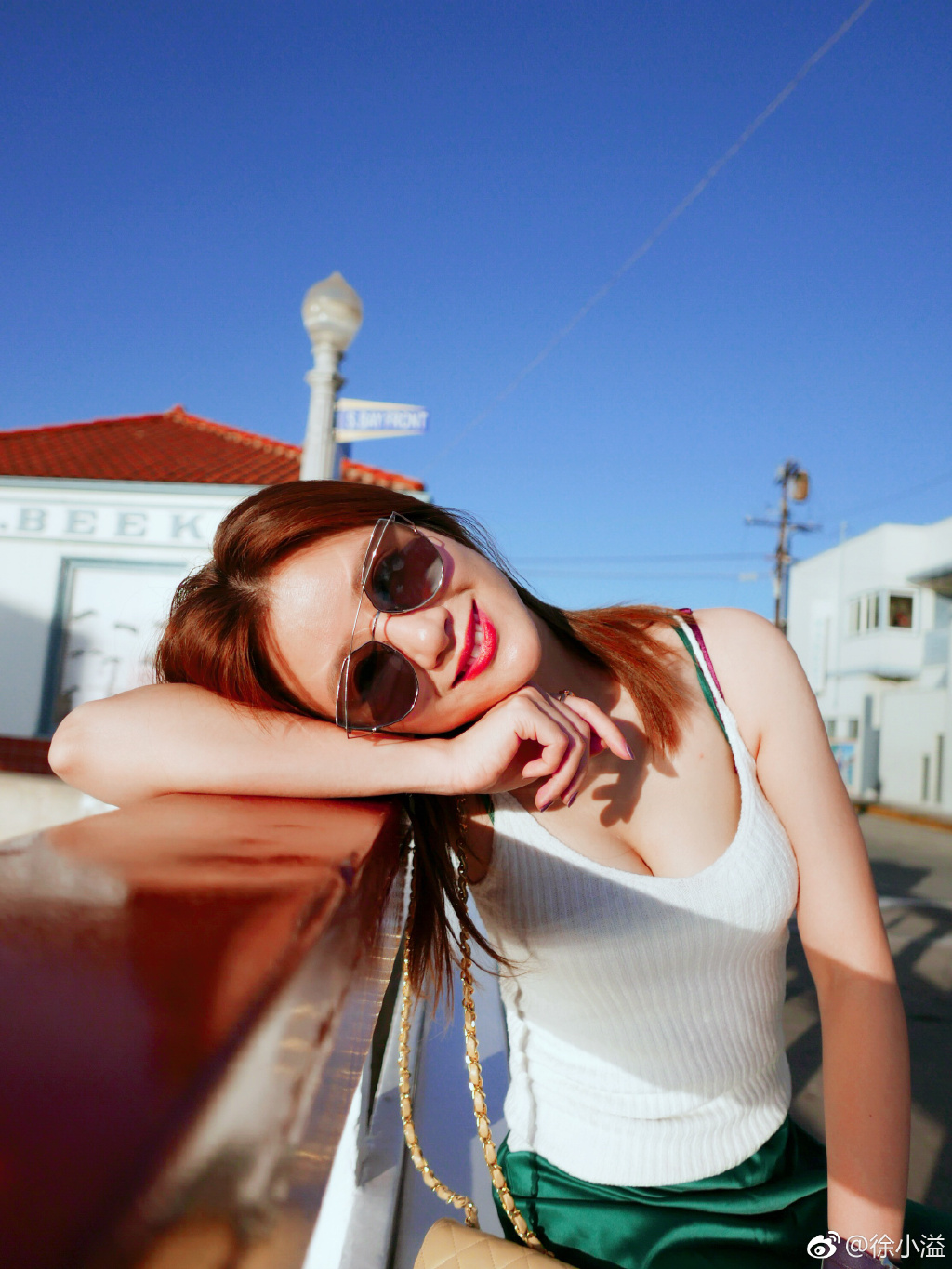 nba最美主播徐小溢,婚后变化大微博晒新照,网友的评论亮了