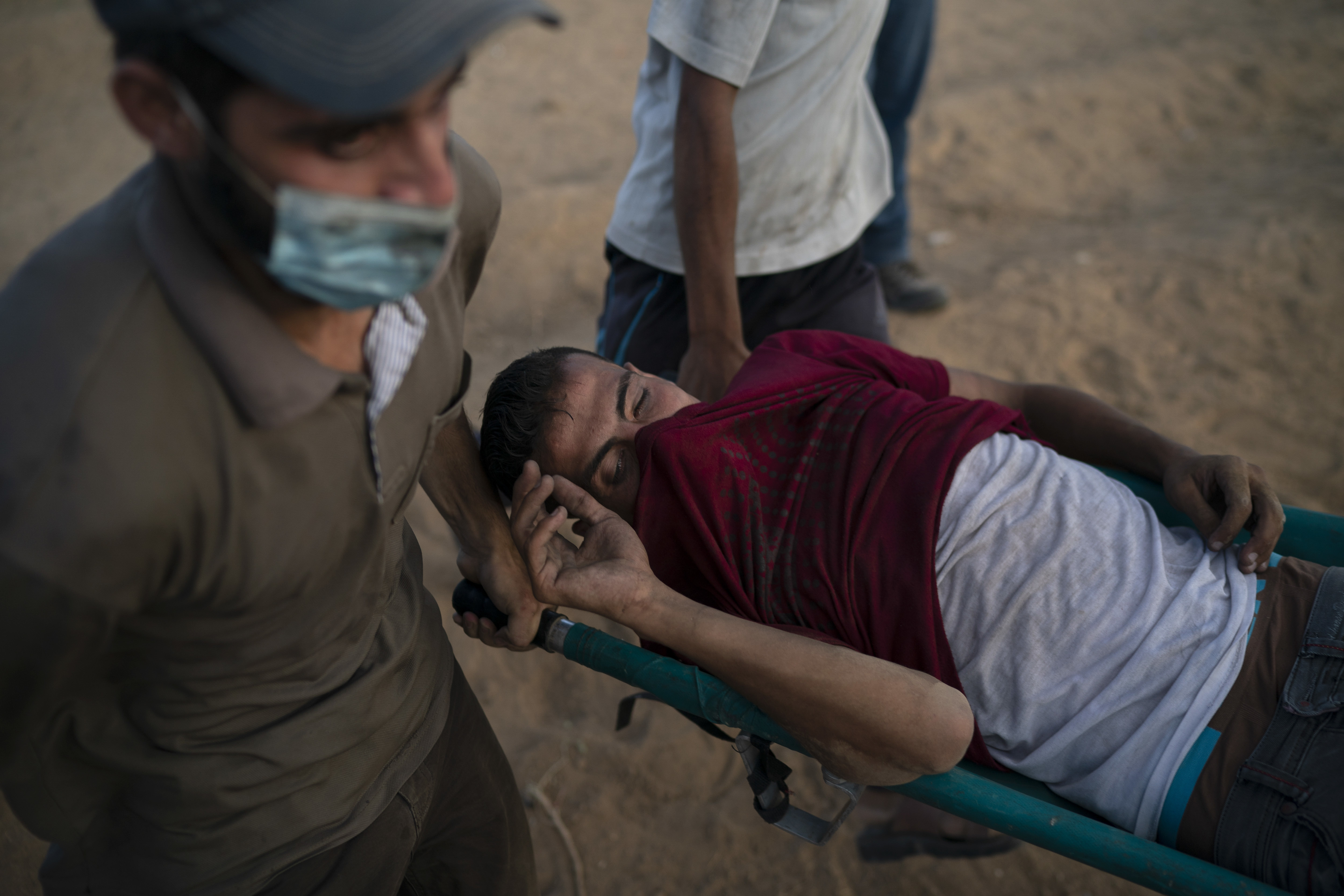 一名巴勒斯坦人在冲突中被以军打死(9)