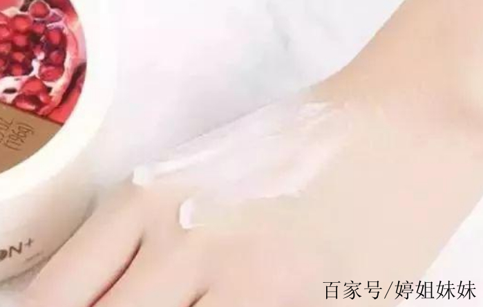 美白身体乳何穗怎么用(美白身体乳何穗怎么用效果好) 美白身体乳何穗怎么用(美白身体乳何穗怎么用效果好)