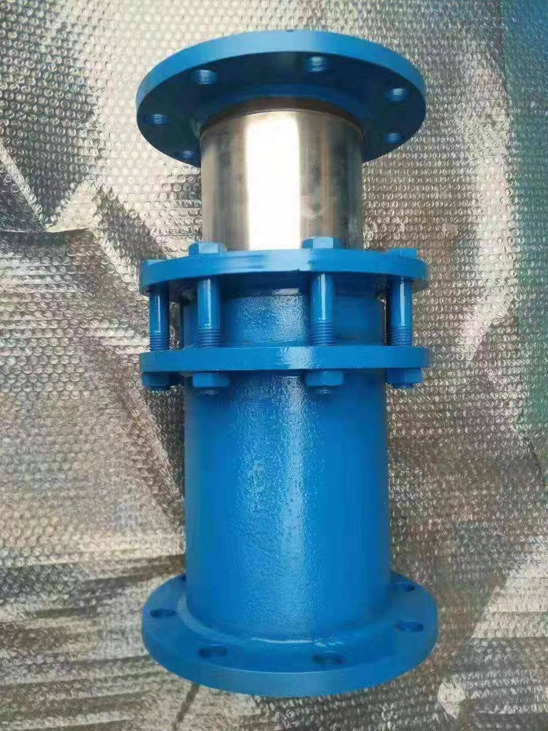 法兰式套筒补偿器