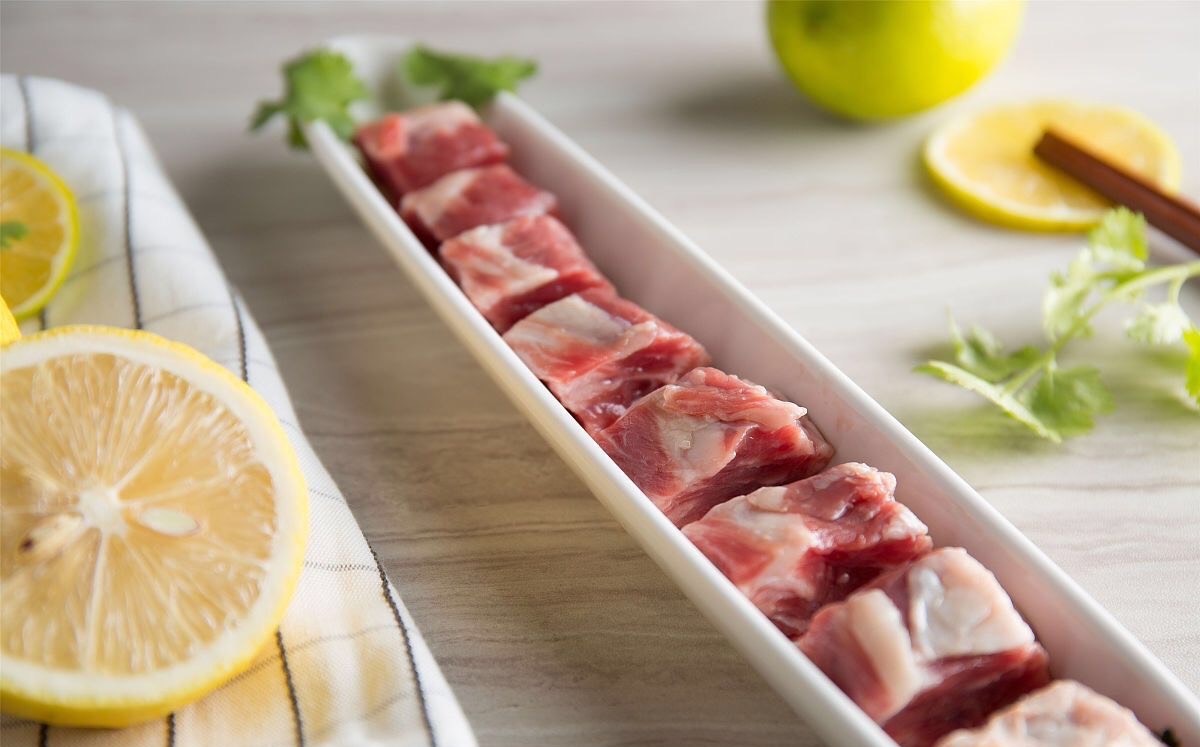 玉竹苦瓜排骨汤,菠萝苦瓜鸡肉汤 玉竹苦瓜排骨汤,菠萝苦瓜鸡肉汤