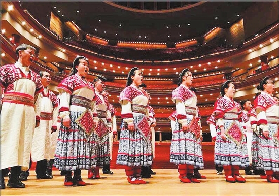 富民小水井苗族农民合唱团赴美英巡演成功