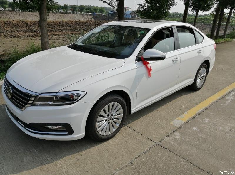 大众朗逸1.5l自动中配提车记,大家看看我的价格便宜吗?