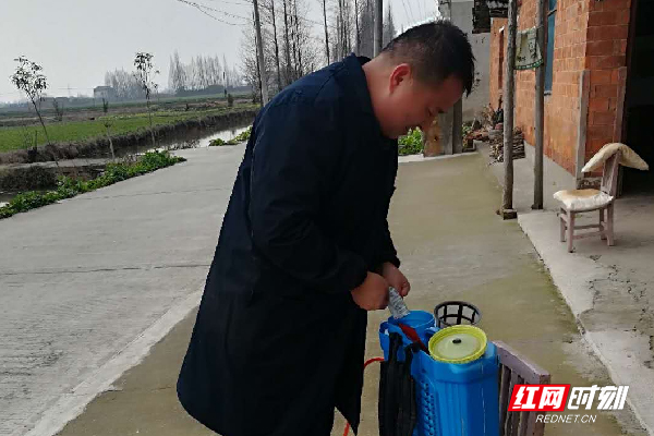 南县青树嘴镇:系紧"米袋子"的"安全绳"