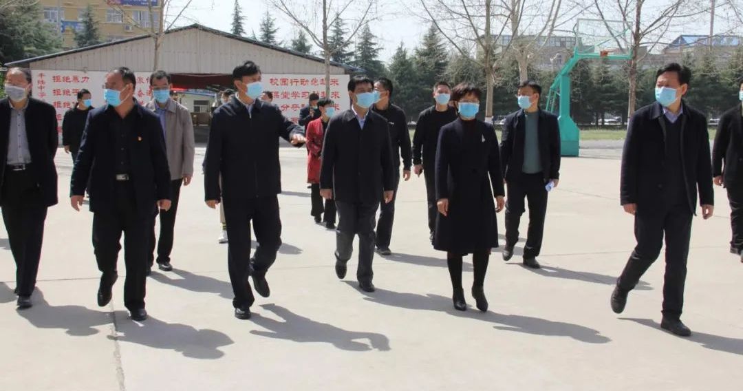 李旸检查指导平陆县高中高三年级开学准备工作