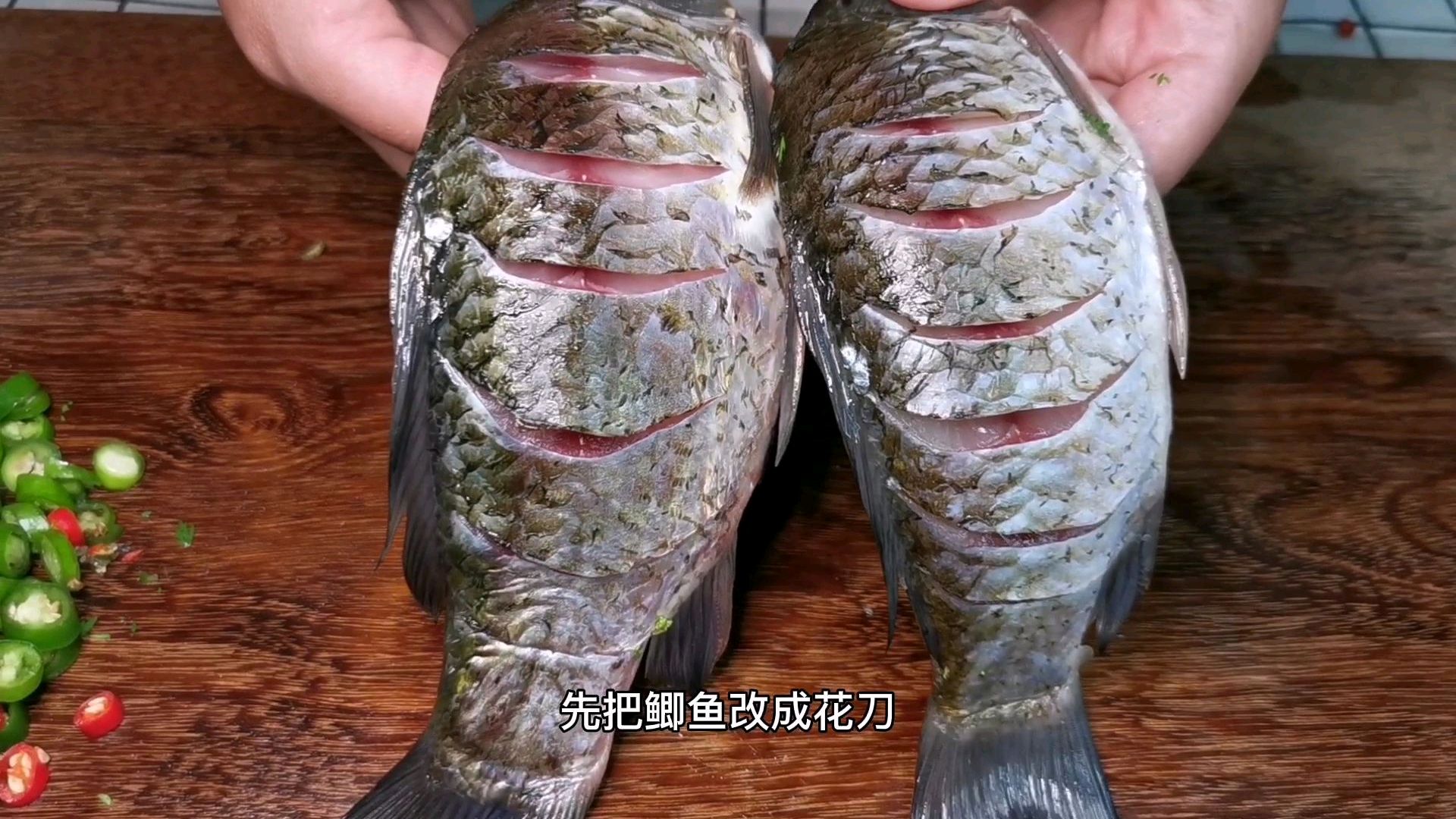 啤酒鱼的教程,啤酒鱼怎么做好吃,鲫鱼鲤鱼草鱼都可以这样做
