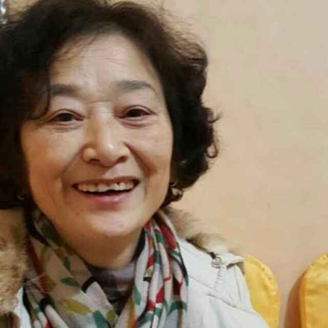 钱留给妻子,他净身出户,如今自己又赚600亿,却都和妻子没关系