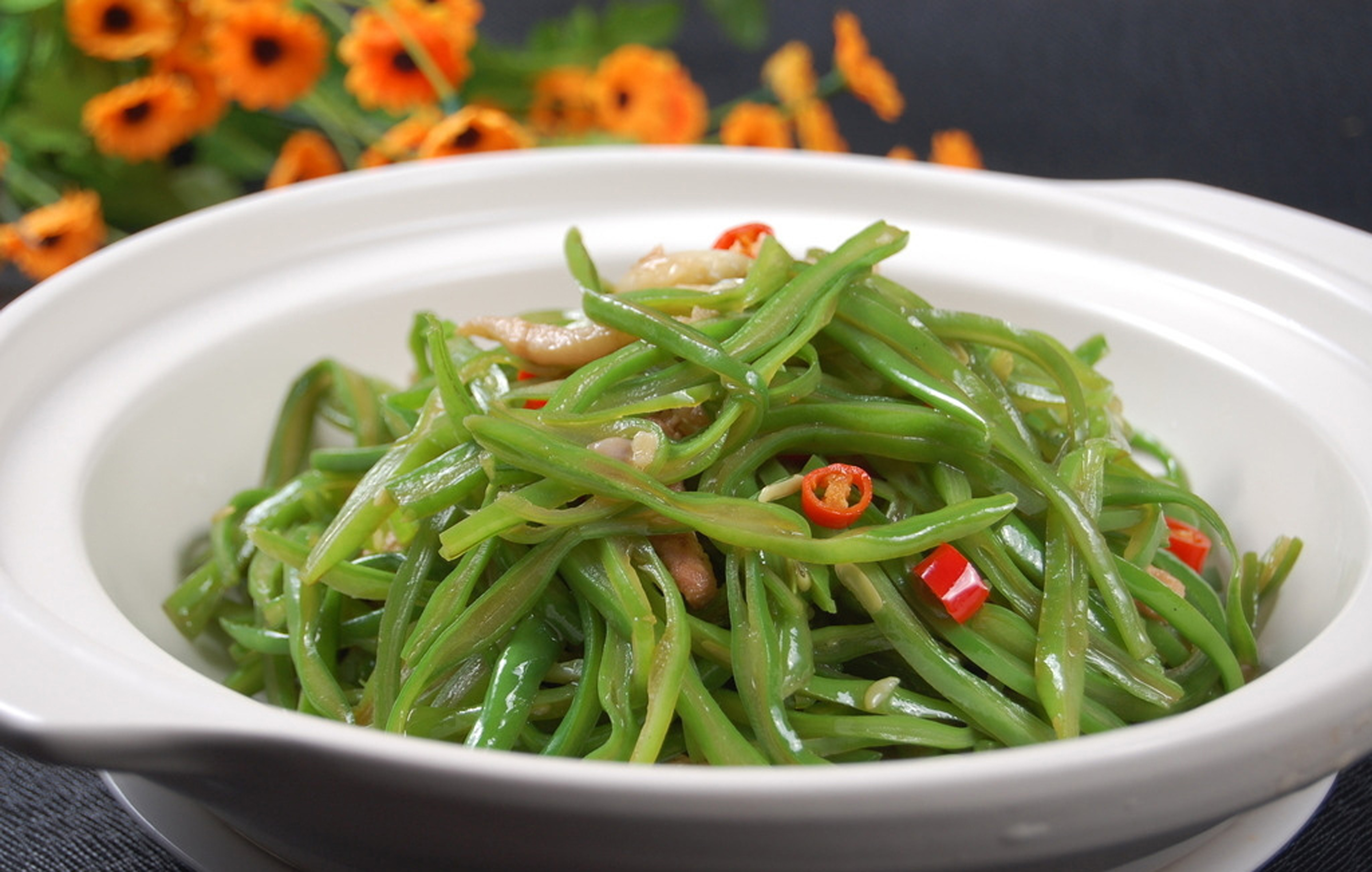每日推荐六道沪菜:不得不吃的美食,砂锅四季豆