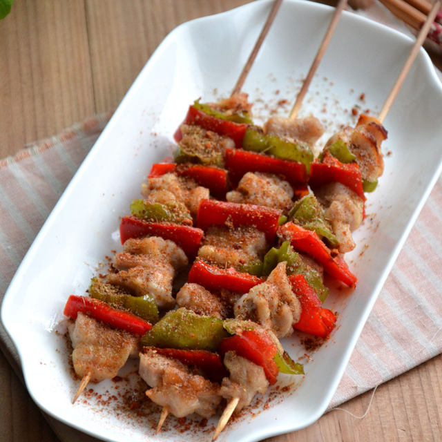 烤五花肉,再加上彩椒,清香解腻,值得一试