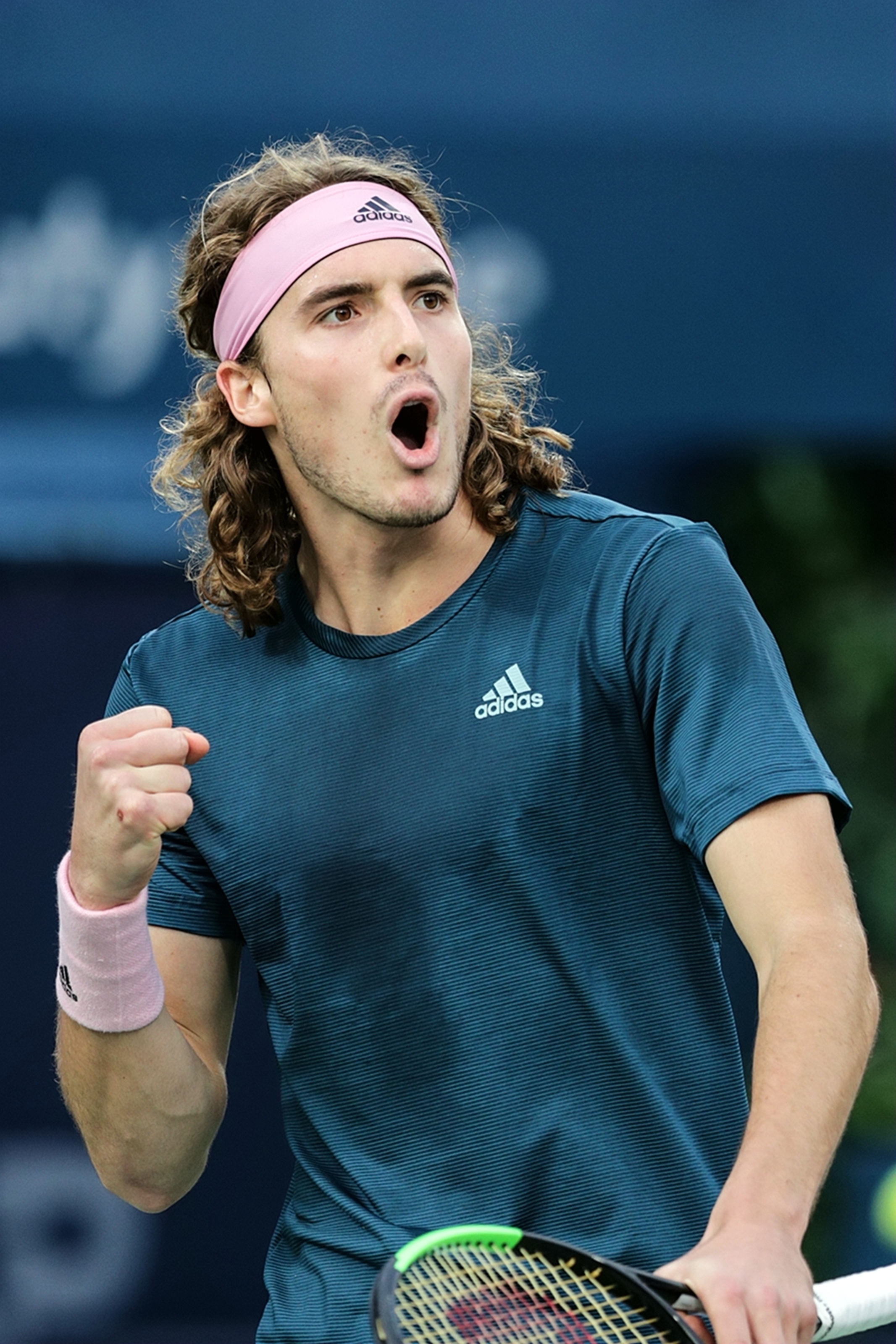 网球——迪拜赛:西西帕斯晋级半决赛