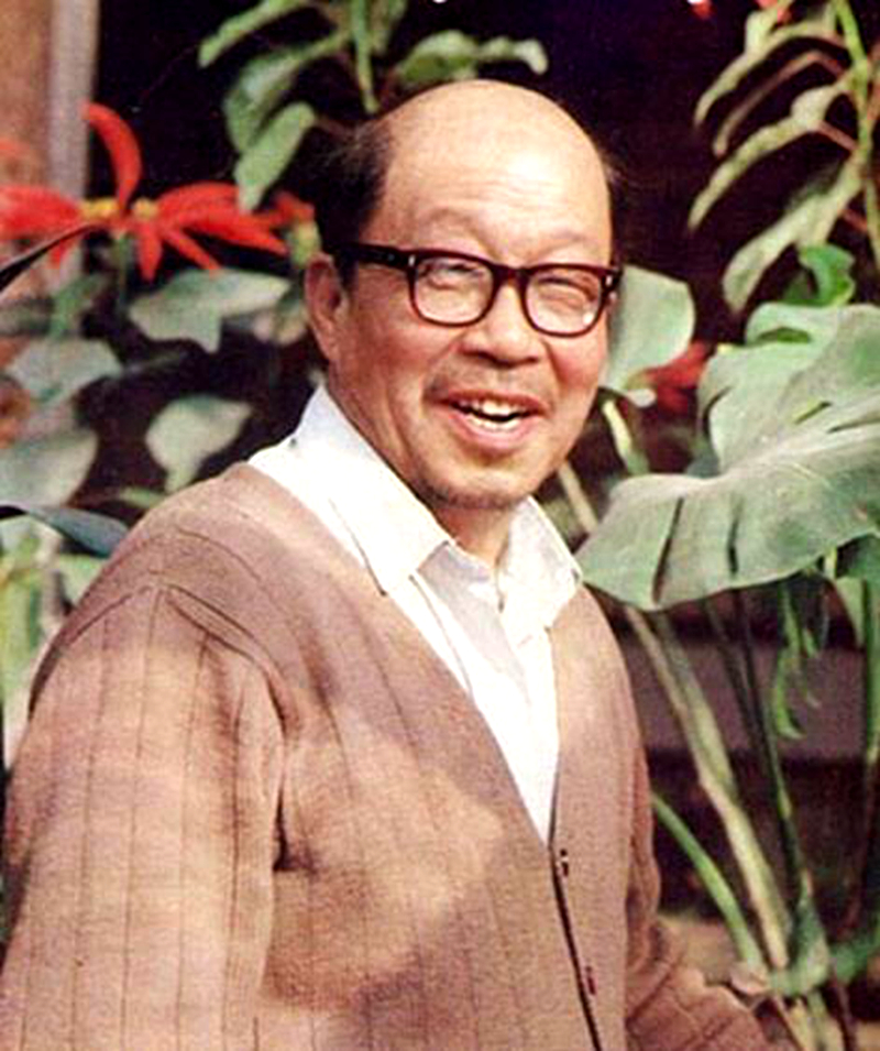 记得他吗?《月亮湾的笑声》冒富老人,那位一笑就眯缝眼的老戏骨