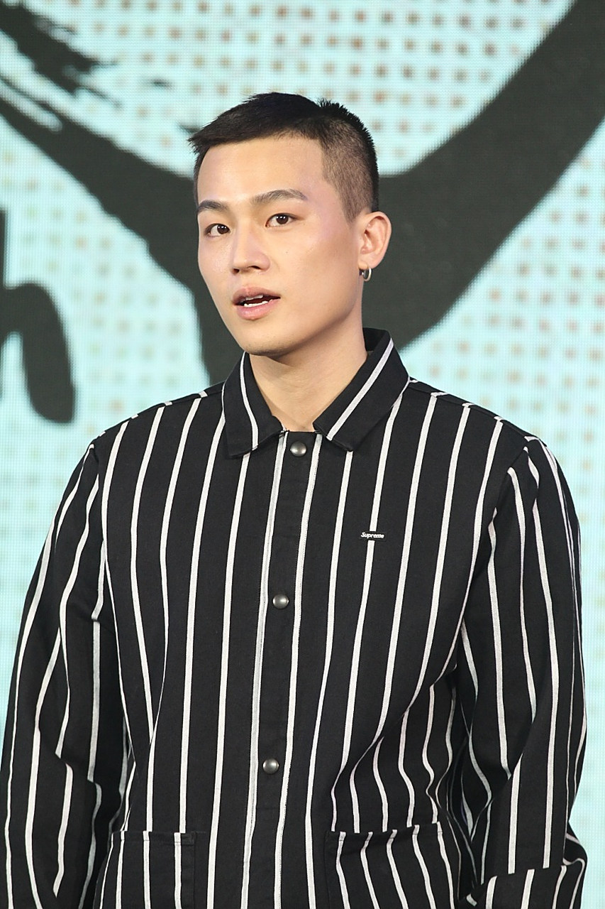 欧豪是一位备受瞩目的年轻演员,他在中国电影界备受瞩目.