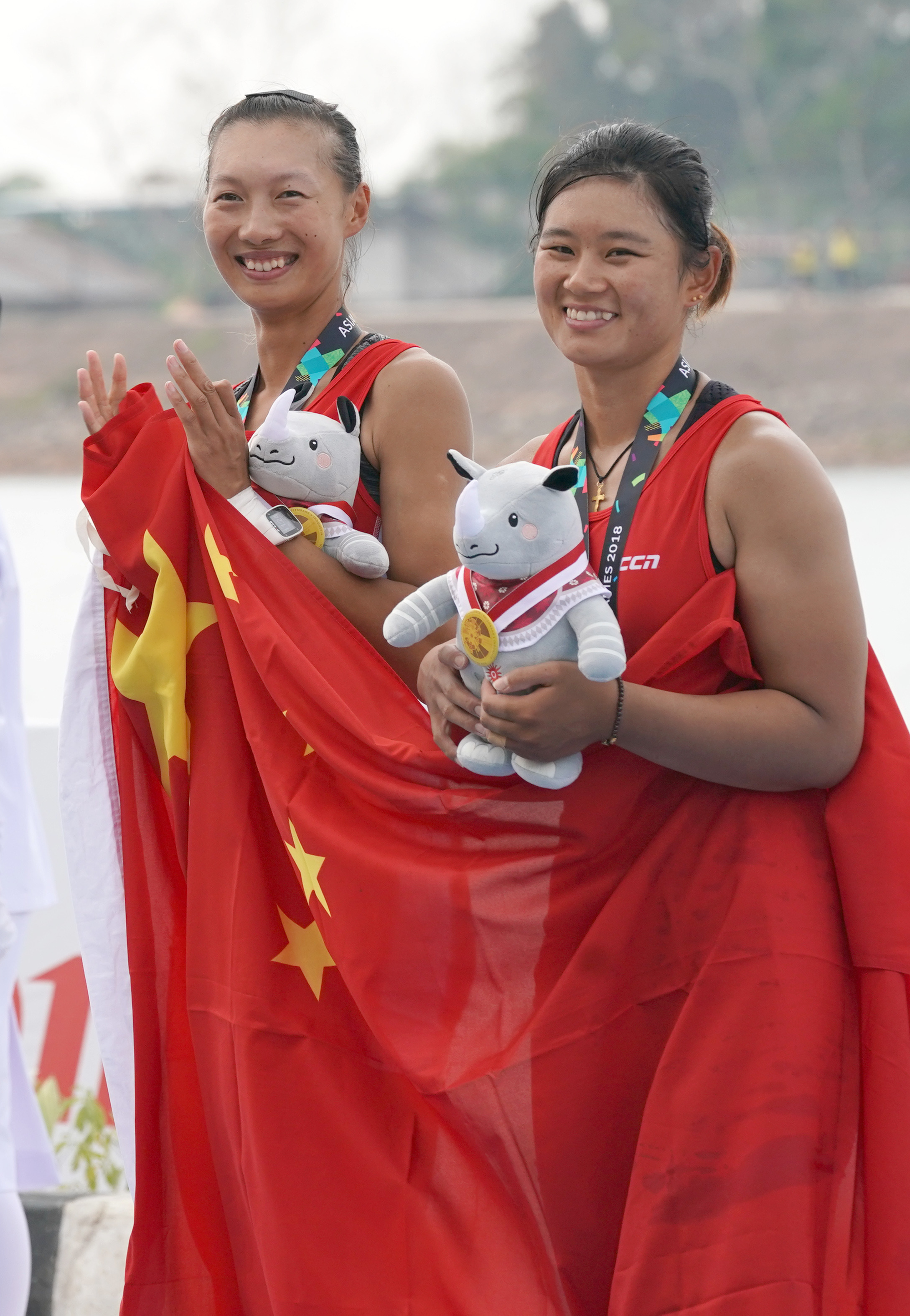 赛艇——女子双人单桨颁奖仪式举行(3)