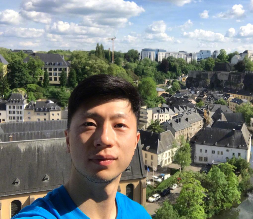 马龙牵手夏露:偶像与粉丝的绝佳组合,惹得网友议论纷纷!