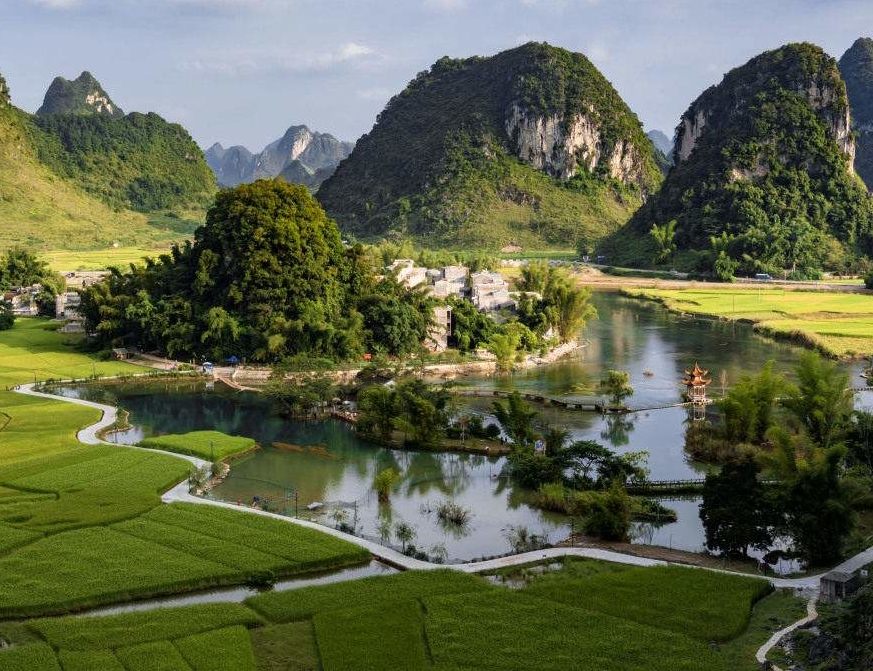 地理中国:走过山水无数 导游眼中最美风景