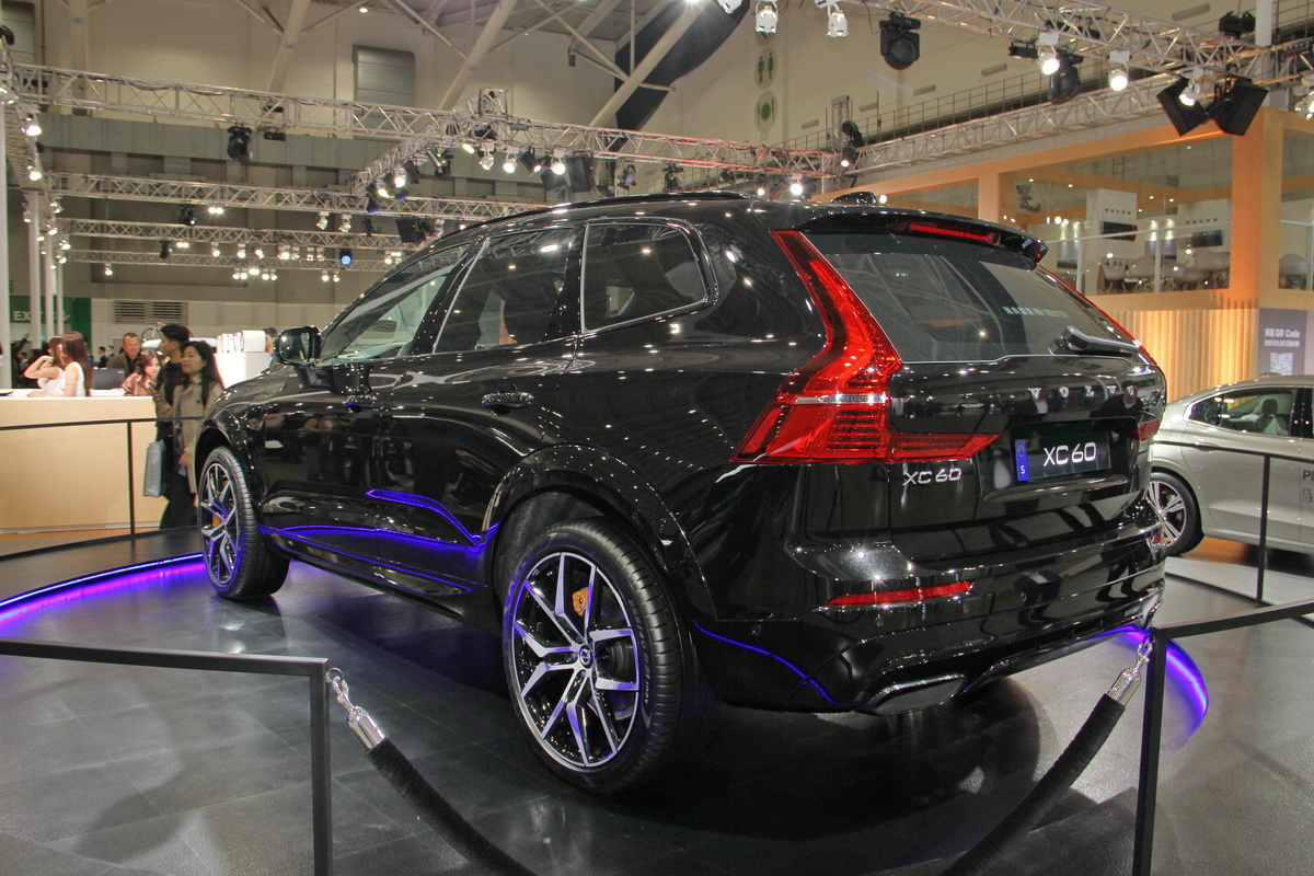 对于本次2020台北车展上沃尔沃xc60 t8 polestar配置进行分析点评