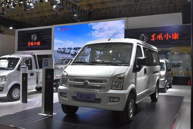 东风小康携手全新新能源车型2019款ec35Ⅱ及旗下实力车型亮相2019中国