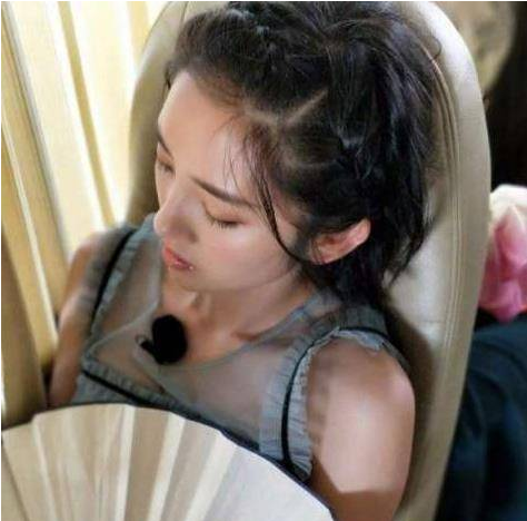 明星睡着的样子,baby没形象,唐艺昕流口水,王俊凯最呆萌