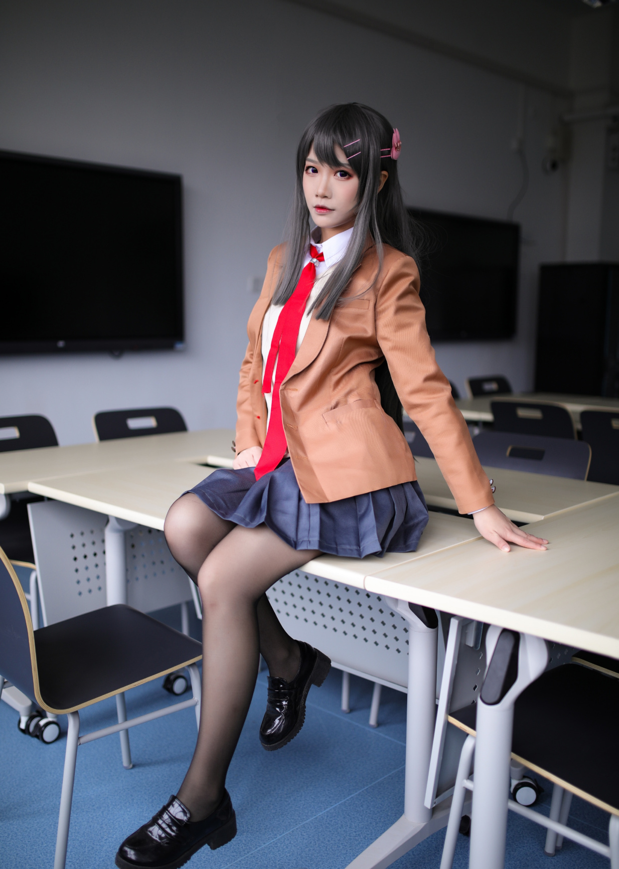 cosplay:这几位樱岛麻衣的腿太直了,感觉学生装已经穿不下了