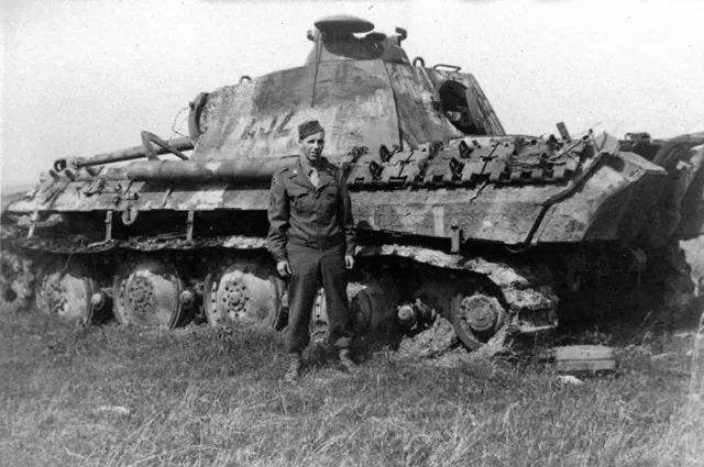 那些曾经横冲直撞的钢铁巨兽们最后的归宿.