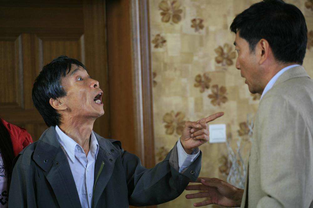 对于比较势利眼的亲戚是否还有交往的必要?