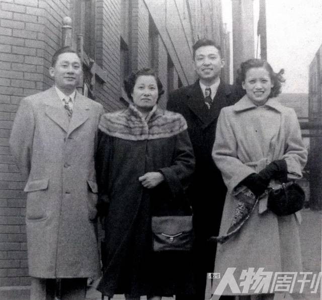 真是可惜了,如若当年万卫芳没有回去,而是和穆旦结婚.