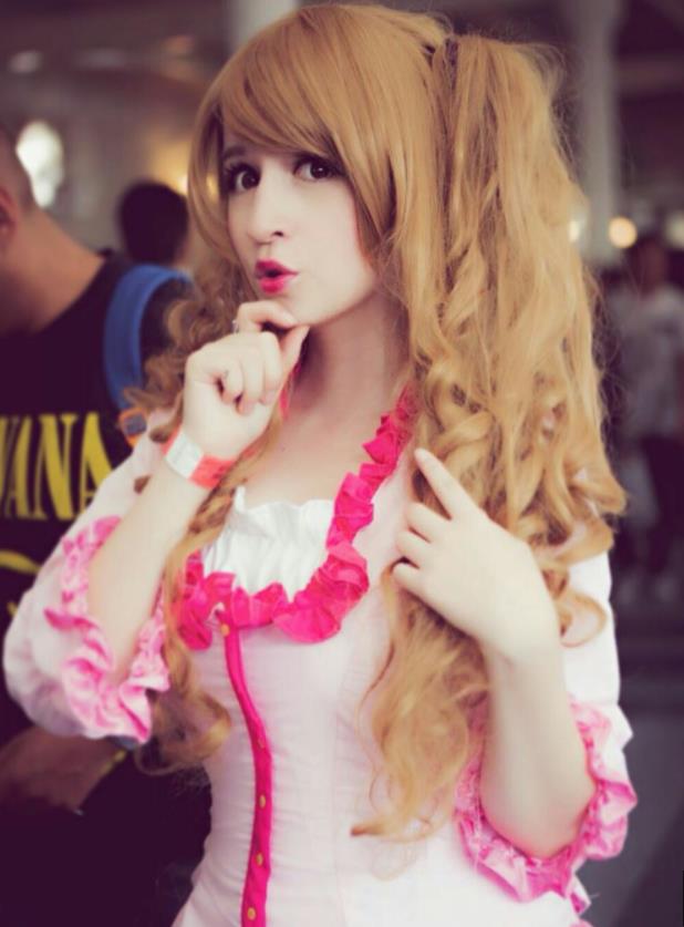 图为布琳,布琳出现在大妈篇中,是大妈的女儿之一,是山治的结婚对象.