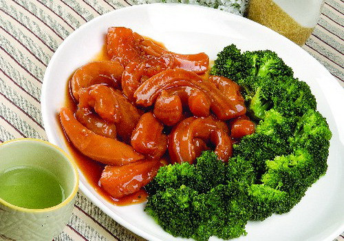 三鲜鱼肚:三鲜鱼肚为鱼鳔干制而成,其营养成分主要为高黏性分享了这么