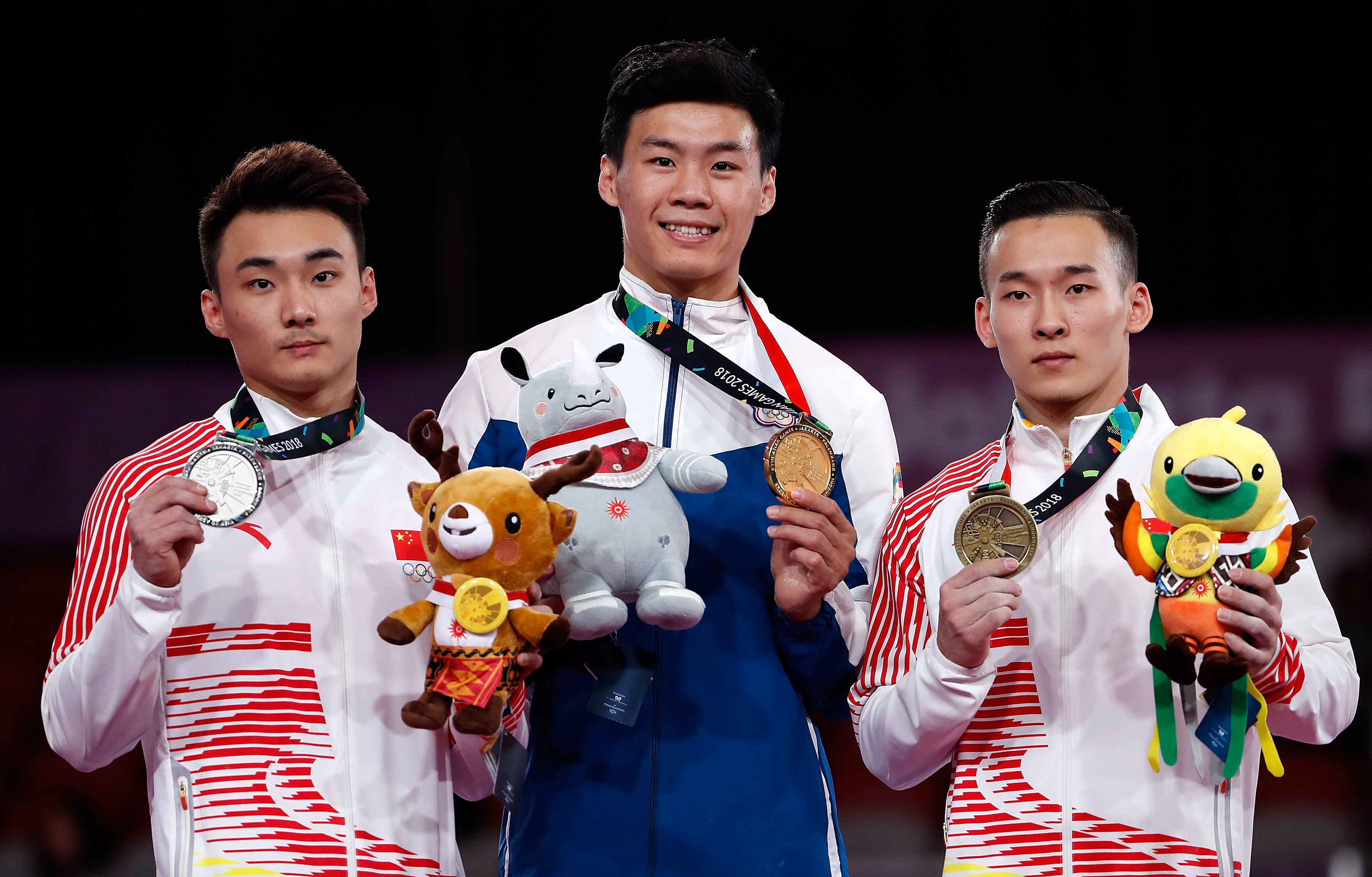 体操——中国台北选手唐嘉鸿获得男子单杠冠军