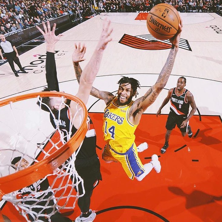 詹姆斯赛后支持英格拉姆:看着年轻的皇帝起飞