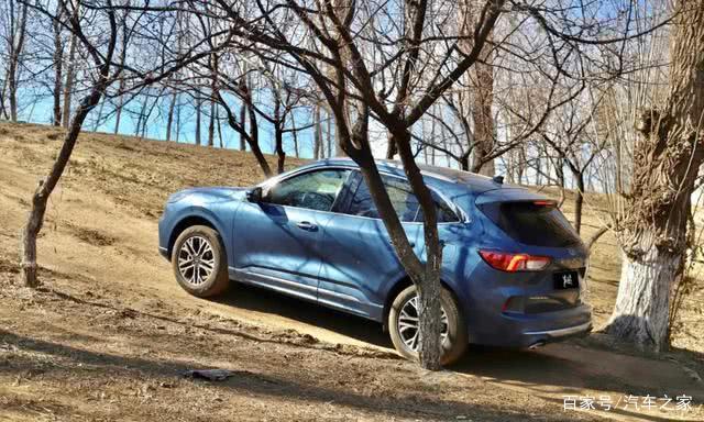 20万左右买台四驱车型,6.71秒破百,最大功率248马力