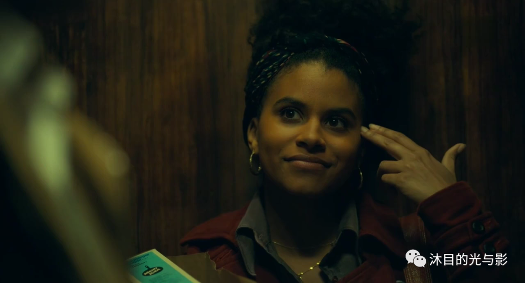 2019电影《小丑》,讲述被社会遗弃的边缘人如何走上丧心病狂之路