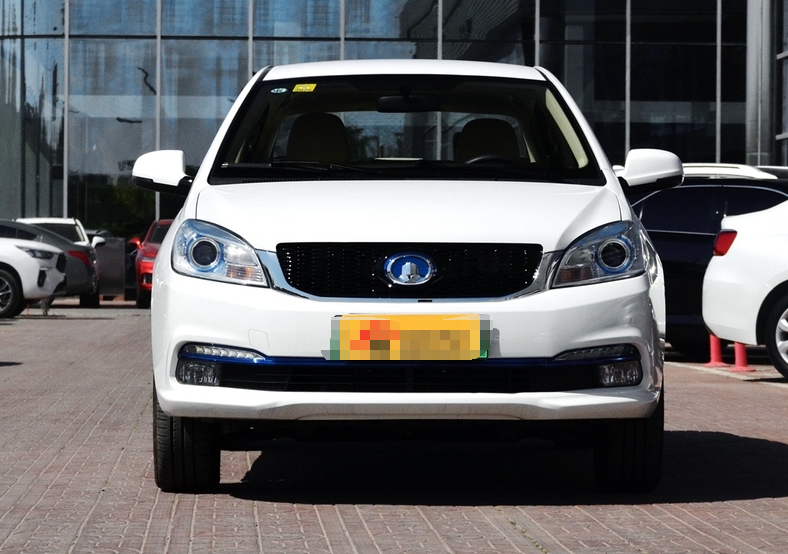 长城c30新能源,非常简洁大方的设计,车身线条流畅