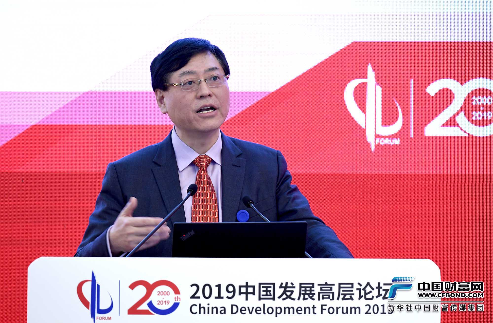 杨元庆:5g将是推动智能化时代巨轮滚滚向前的强大动力