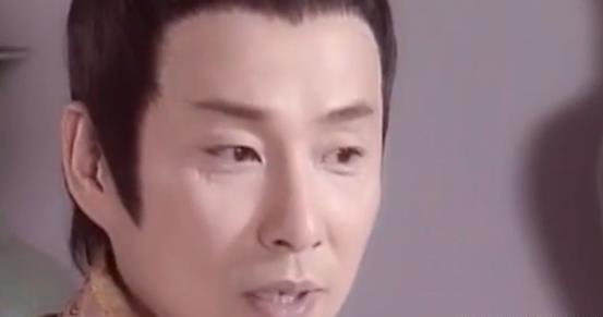 为何《少年包青天》八贤王总把手藏袖子里网友:陈道明专业