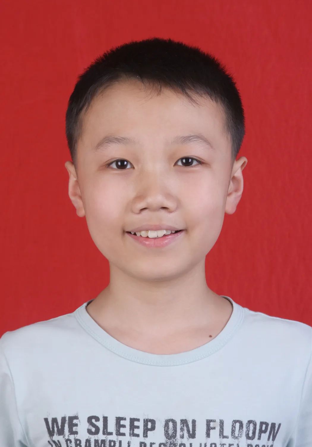 初心少儿优秀作文选丨丨登山 文/王昱文