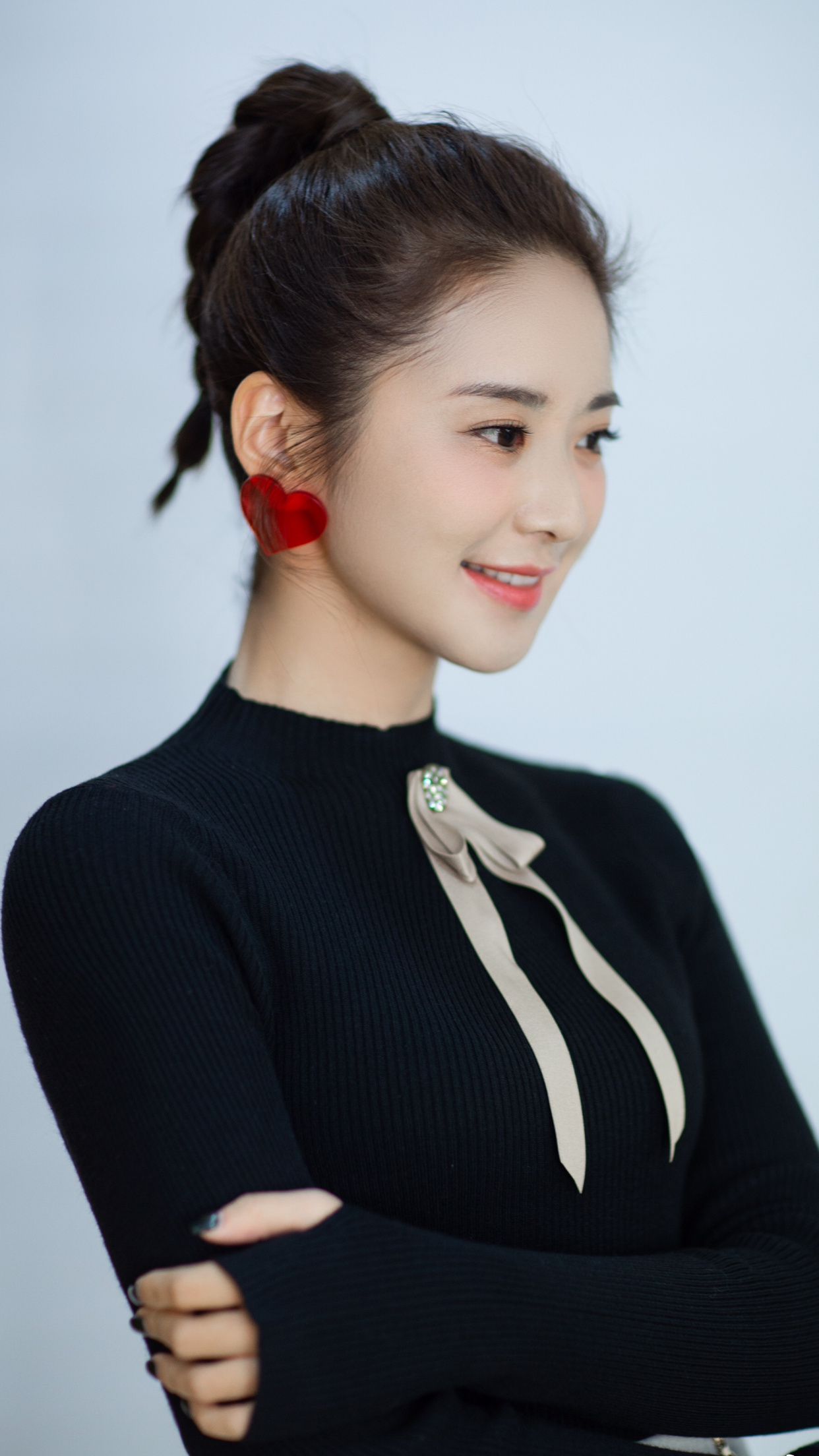 美女主持刘烨:顶尖的颜值和气质,可清新可御姐,迷人至极