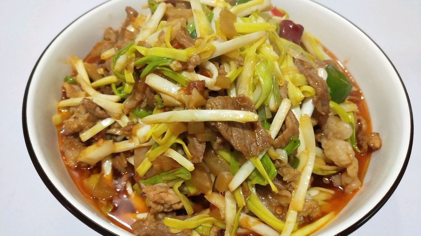 [图]幽兰做的韭菜黄炒肉丝,肉丝滑嫩,味道鲜美,超级下饭!