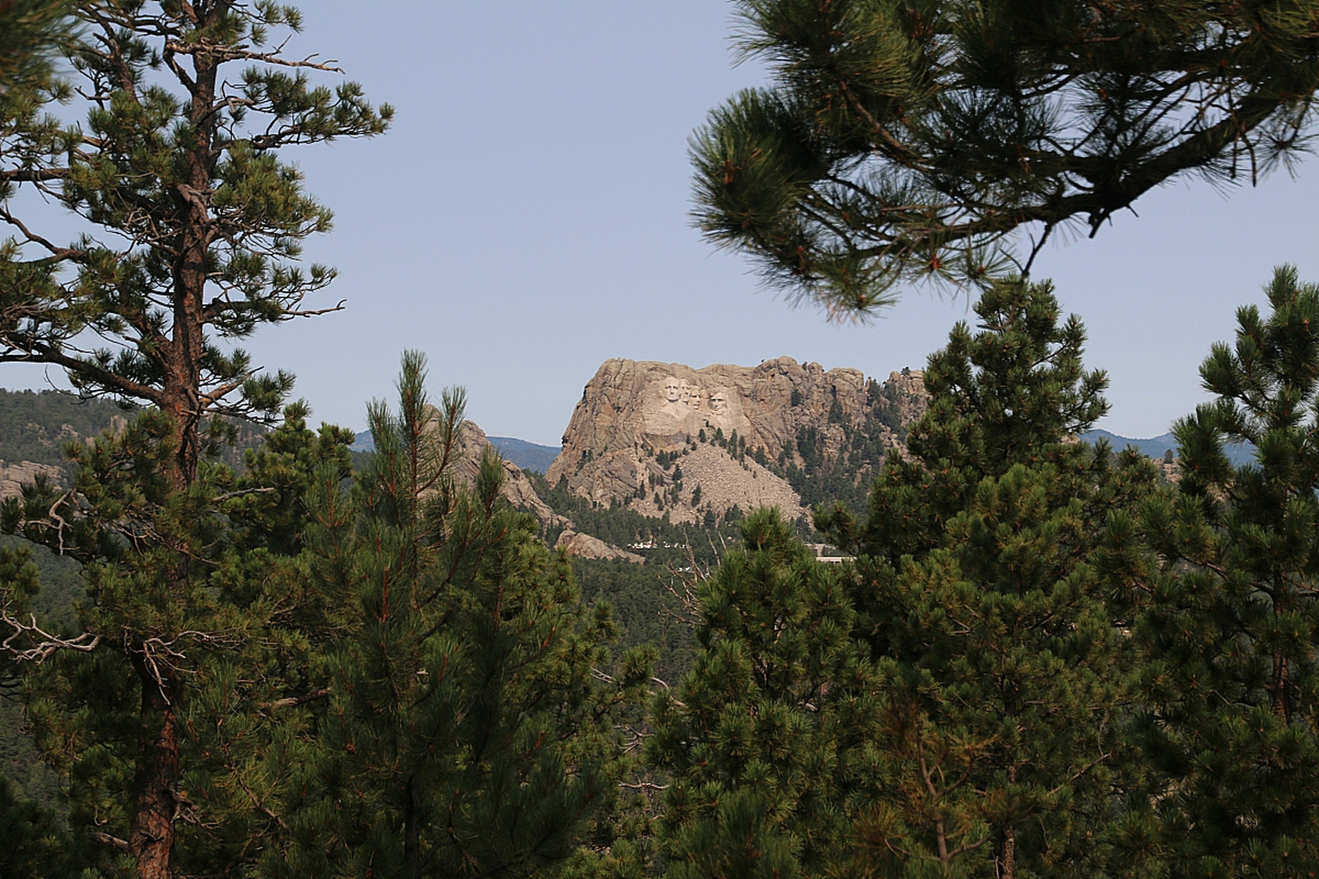 周末去哪儿玩# 榆林二郎山,这处自然与人文交织的胜地,既展现了大