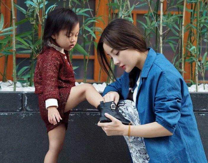 姚笛与未婚夫现身聚会,1个举动看出疼爱,终于走出文章的阴影