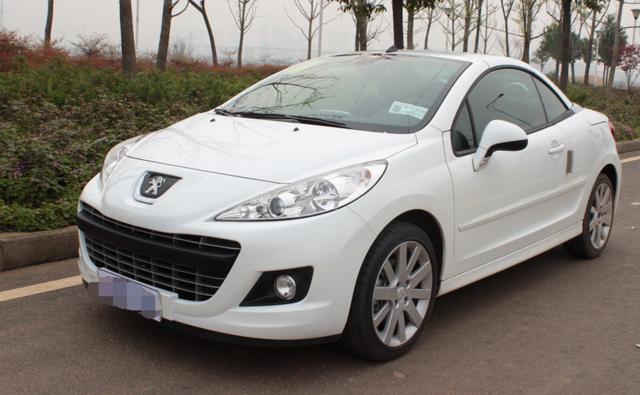 标致207cc 1.6l 自动 时尚版,车辆赏析,设计风格比较讨人喜欢