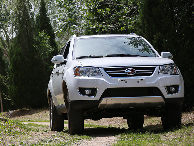 这辆车的外观很满意,颜值也是杠杠滴,回头率也是挺高的.