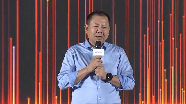 京东闫小兵:荣耀智慧屏是颠覆性创新性的合作