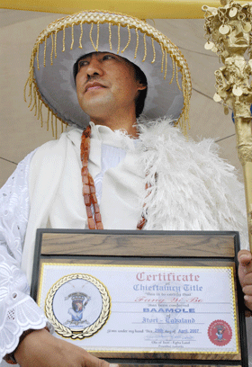 非洲的"中国酋长",封地五百亩,老婆随便娶,成为了男人的梦想