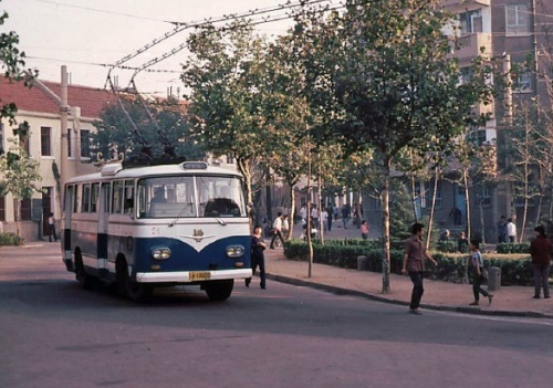 老照片:回顾1983年山东青岛