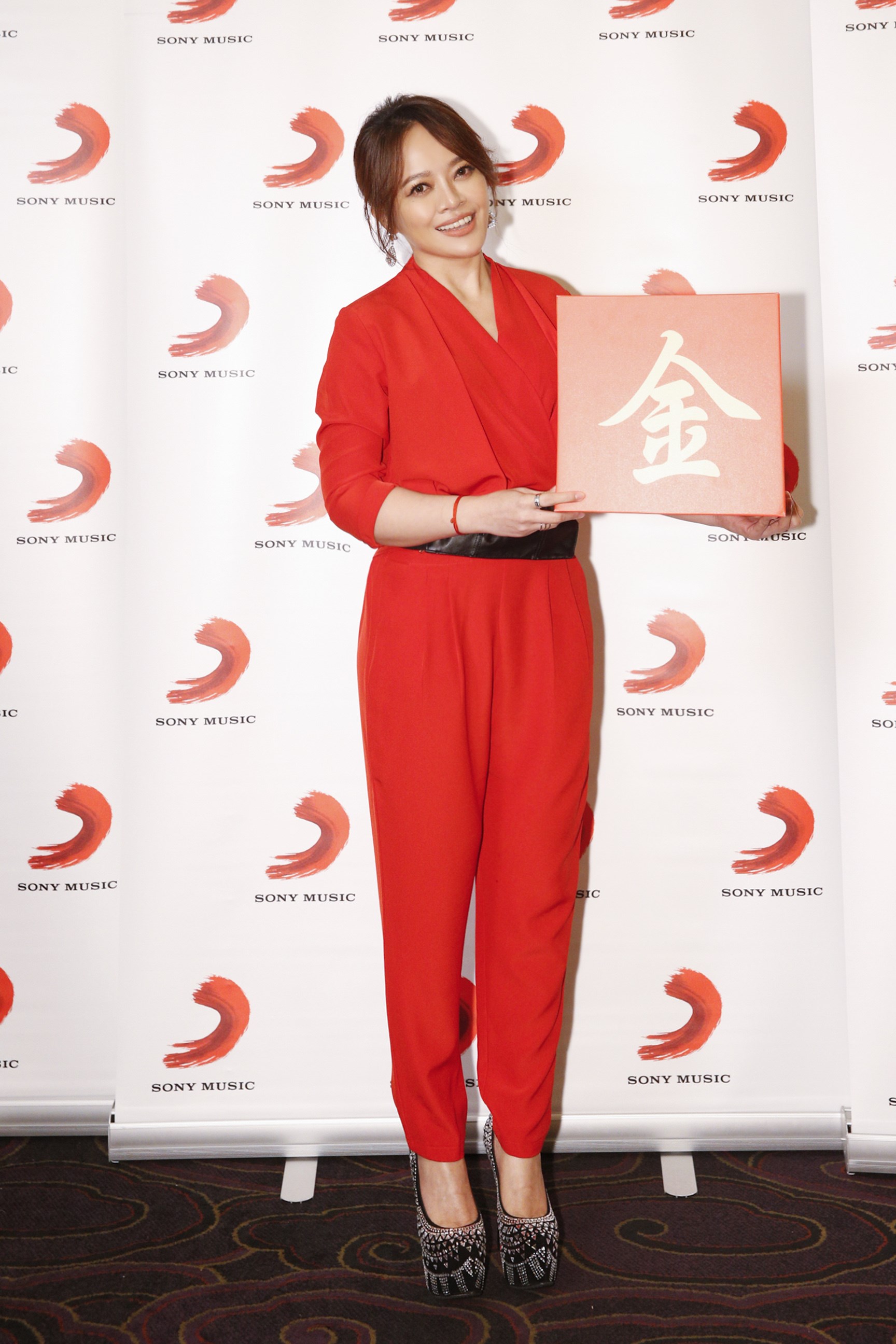 索尼音乐2018大丰收 旗下艺人众星云集慰劳辛苦同仁